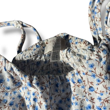 blue and white floral top 