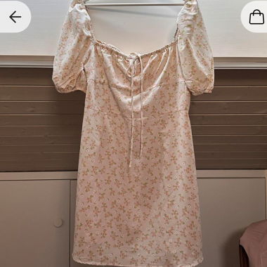 Blumenkleid Midi
