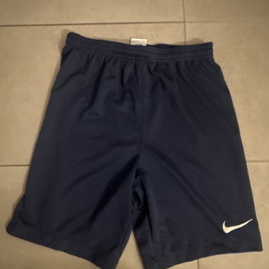 Nike short pour sport 