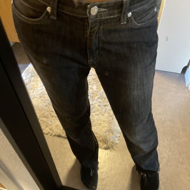 Schwarze Hose