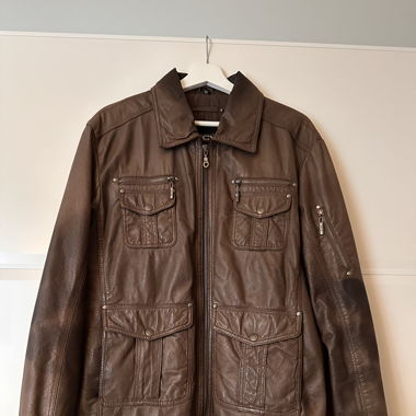 Braune Lederjacke