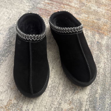 Uggs tasman