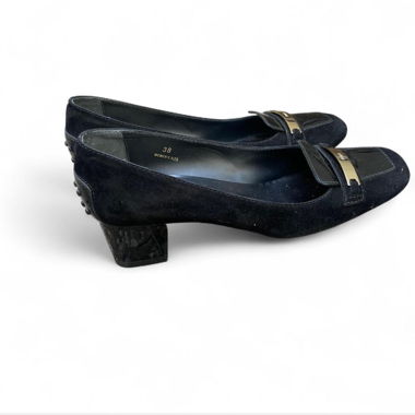Tod’s Black Suede & Patent Detail Pumps (38)