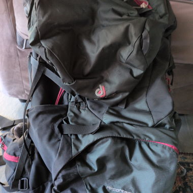 Zaino da trekking o viaggio Deuter (come nuovo)