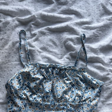 flowers top