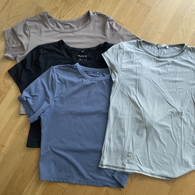 Lot de 4 T-shirts (Zara, H&M Move)