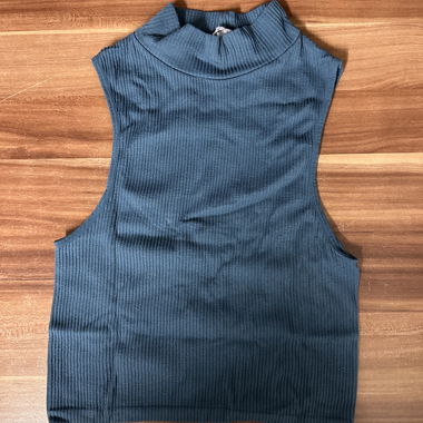 Blaues Mockneck Tanktop