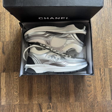 Chanel Runners