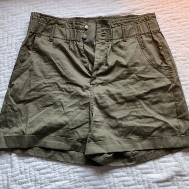 Pantaloncini verdi