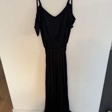 Robe noire River Island