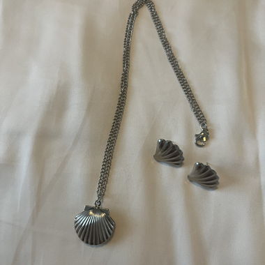 Set collana e orecchini