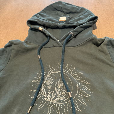 Türkiser Hoodie mit Sonnenprint