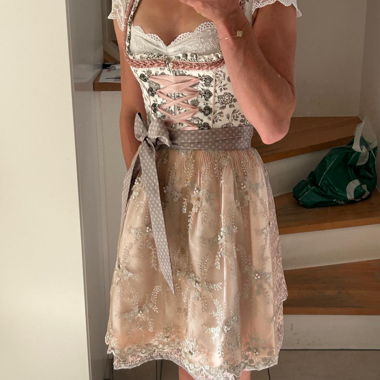 Krüger dirndl