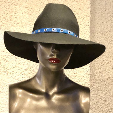 Cappello nero a falda larga Les Petits Hauts
