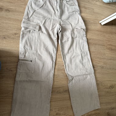 Beige denim cargo trousers EUR 36