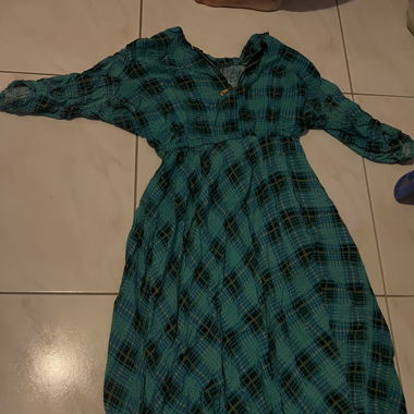 Türkises Kleid 