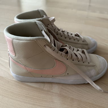 Nike Blazer