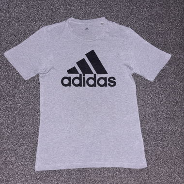 Adidas T-shirt Gris Logo Iconique Streetwear