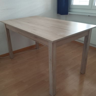 Esstisch