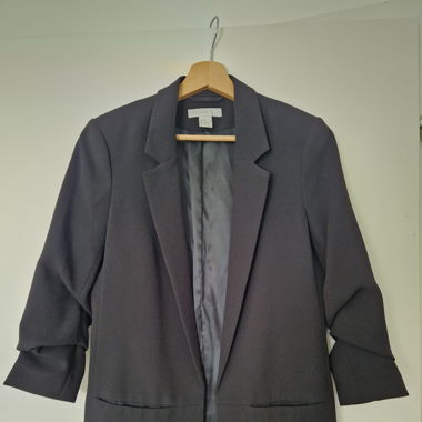Schwarzer Longblazer