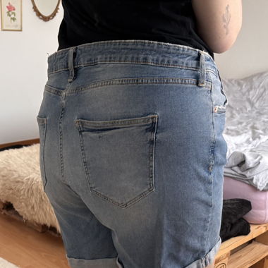 H&M regular waist denim shorts EUR 54