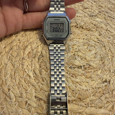 Uhr