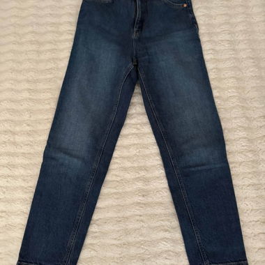 jeans mom