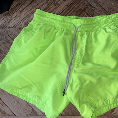 Short de bain taille L