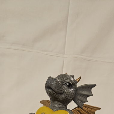 Drache Kani mit LED Herz