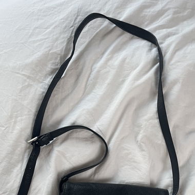 schwarze leder handtasche maddison