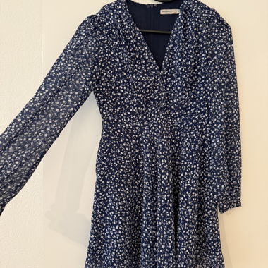 Abito floreale Glamorous Petite