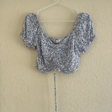 Haut Hollister