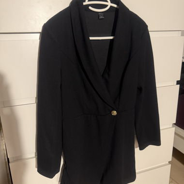 Black Blazer Dress by EvoluSHEIN