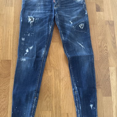 DSQUARED2 40 