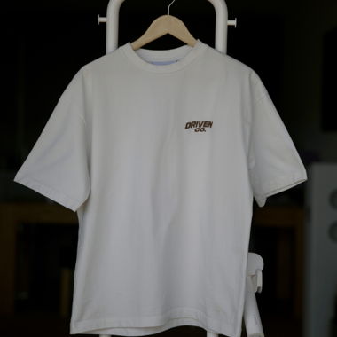 T-shirt grafica oversize