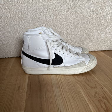 Nike Blazer blanc