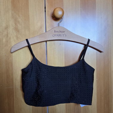 Crop top con strass
