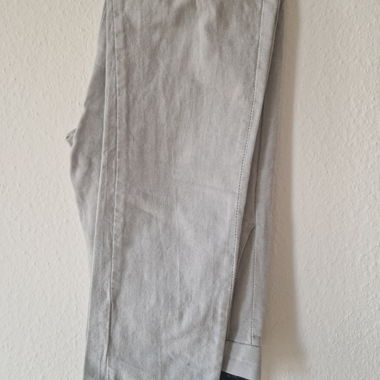 Pantalone grigio chiaro