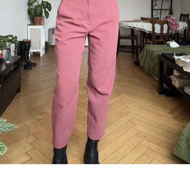 Pantaloni rosa