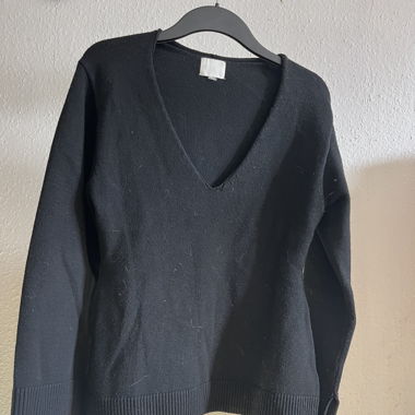 Pull noir 