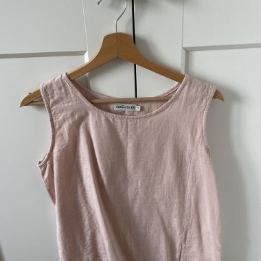 Pink sleeveless linen top