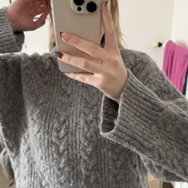 Grey sweater