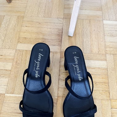 schwarze Mules