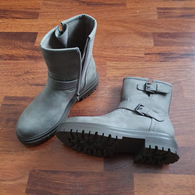 Graue Lederstiefel Graceland