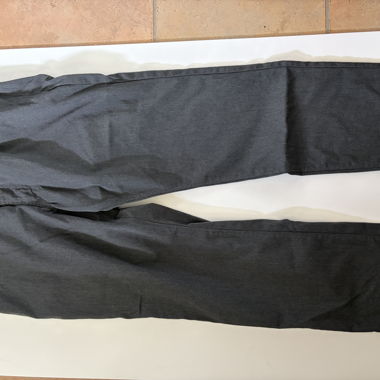 Dunkelgraue Pierre-Cardin-Hosen