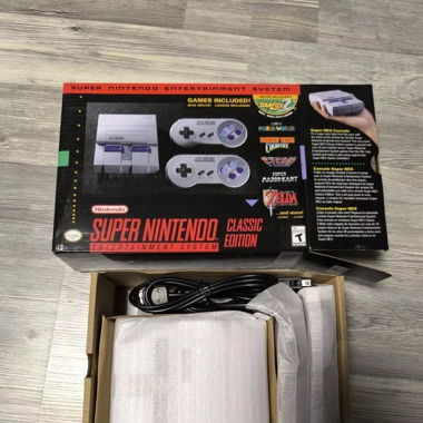 SUPER NINTENDO MINI CLASSIC SNES KONSOLE & SPIELE