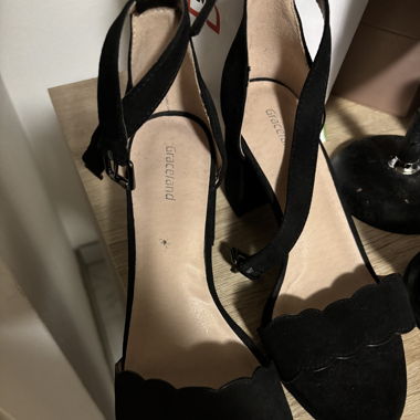 High heels 