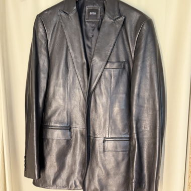Blazer en cuir noir de BOSS