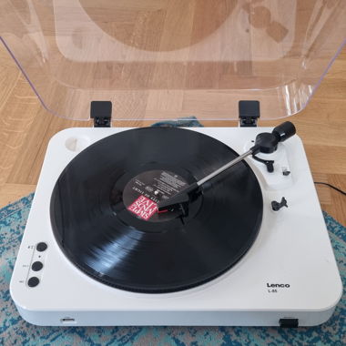 Tourne-disque Lenco L-85