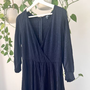 Manor Black Dress 